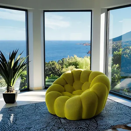 D'exception Vue Avec Piscine Privee Villa Saint-Raphaël
