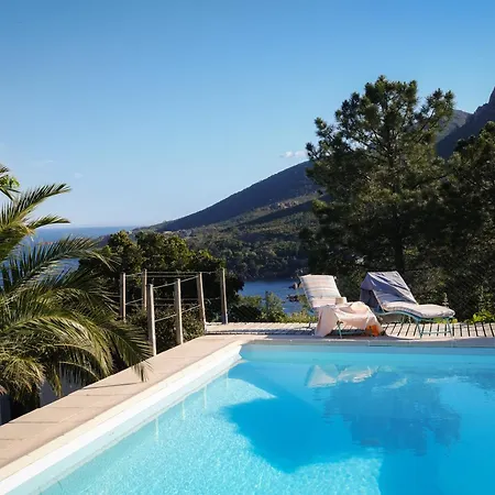 D'exception Vue Avec Piscine Privée Villa