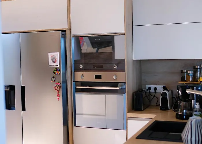 D'exception Vue Avec Piscine Privee