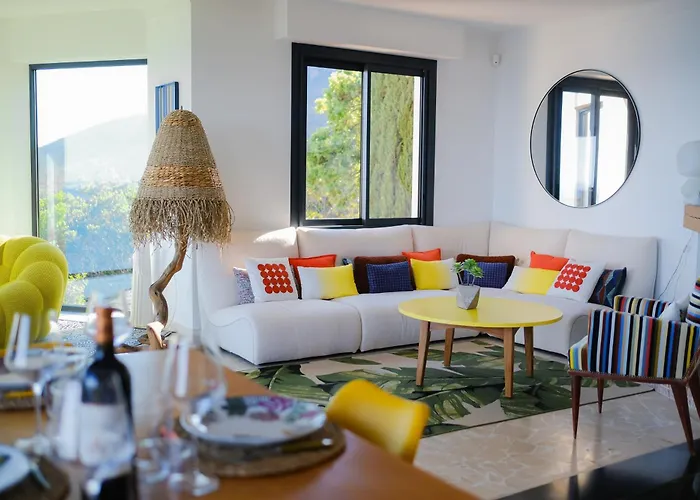 D'exception Vue Avec Piscine Privee Villa Saint-Raphaël